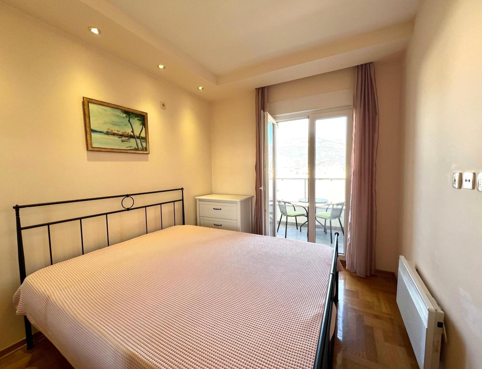 Apartment Verdan Bar Bagian luar foto